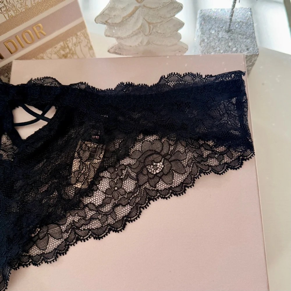 2014 Victoria’s Secret Floral Lace Cheekini See Through Criss Cross Panty Medium